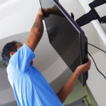 TV wall mounting and TV uninstallation
